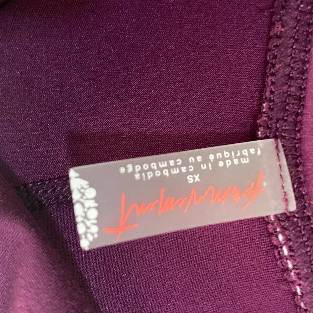 Free People Movement High-Rise Ankle Solid Plie All Day Legging Purple Sz XS NWT - Picture 5 of 13